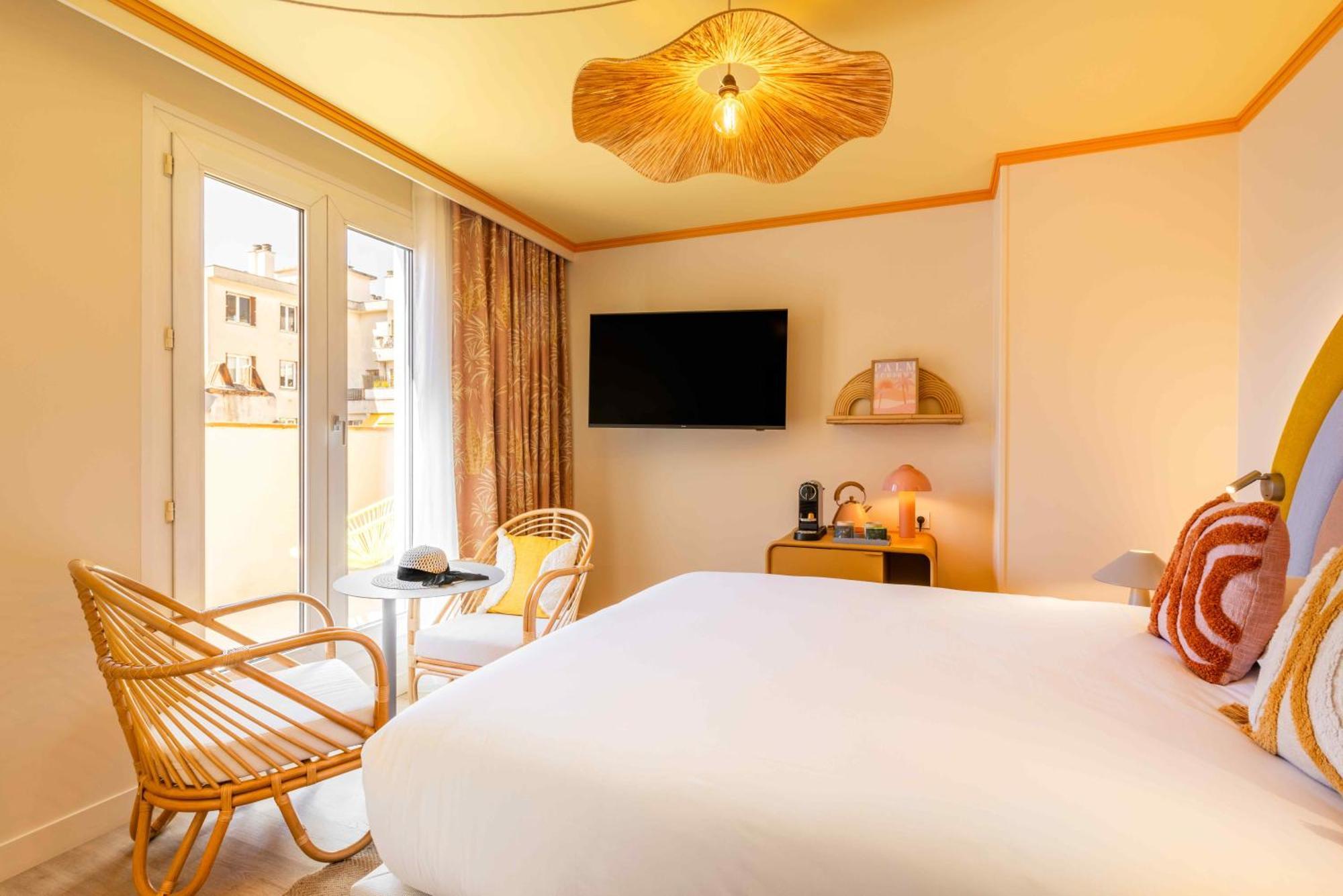 Nice Pam Hotel Fully Renovated Ngoại thất bức ảnh